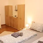 Am Herzplatz * メンメルスドルフ